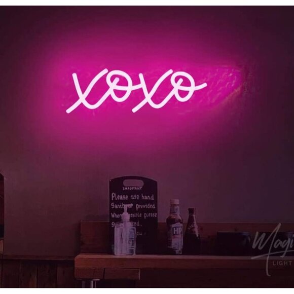 XOXO Pink LED Neon Sign USB Light for Wall Decor Kids Room Party or Gift - Picture 5 of 6